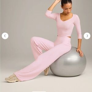 Oner soft motion straight leg bottom